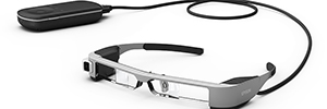 Epson da a conocer en el MWC 2016 su 3º generación de gafas inteligentes, Moverio BT-300