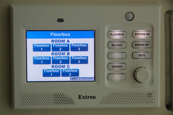 Extron Trimble Navigation