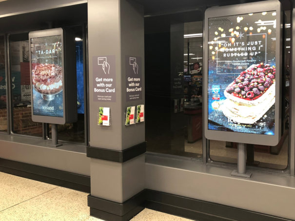 Signagelive y Samsung en Iceland Food