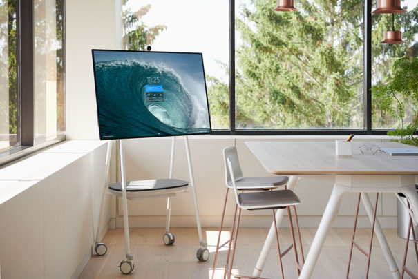 Microsoft Surface Hub 2S