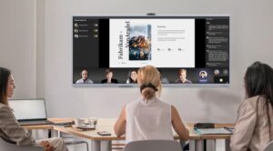 MaxHub empowers professional collaboration with XBoard V7