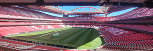 Clear-Com 优化了 Estádio da Luz 的通信系统