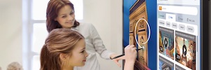 Samsung brings AI to the education sector with the WAFX-P interactive display