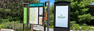 Peerless-AV Digital Signage modernisiert den Betrieb im Lincoln Park Zoo